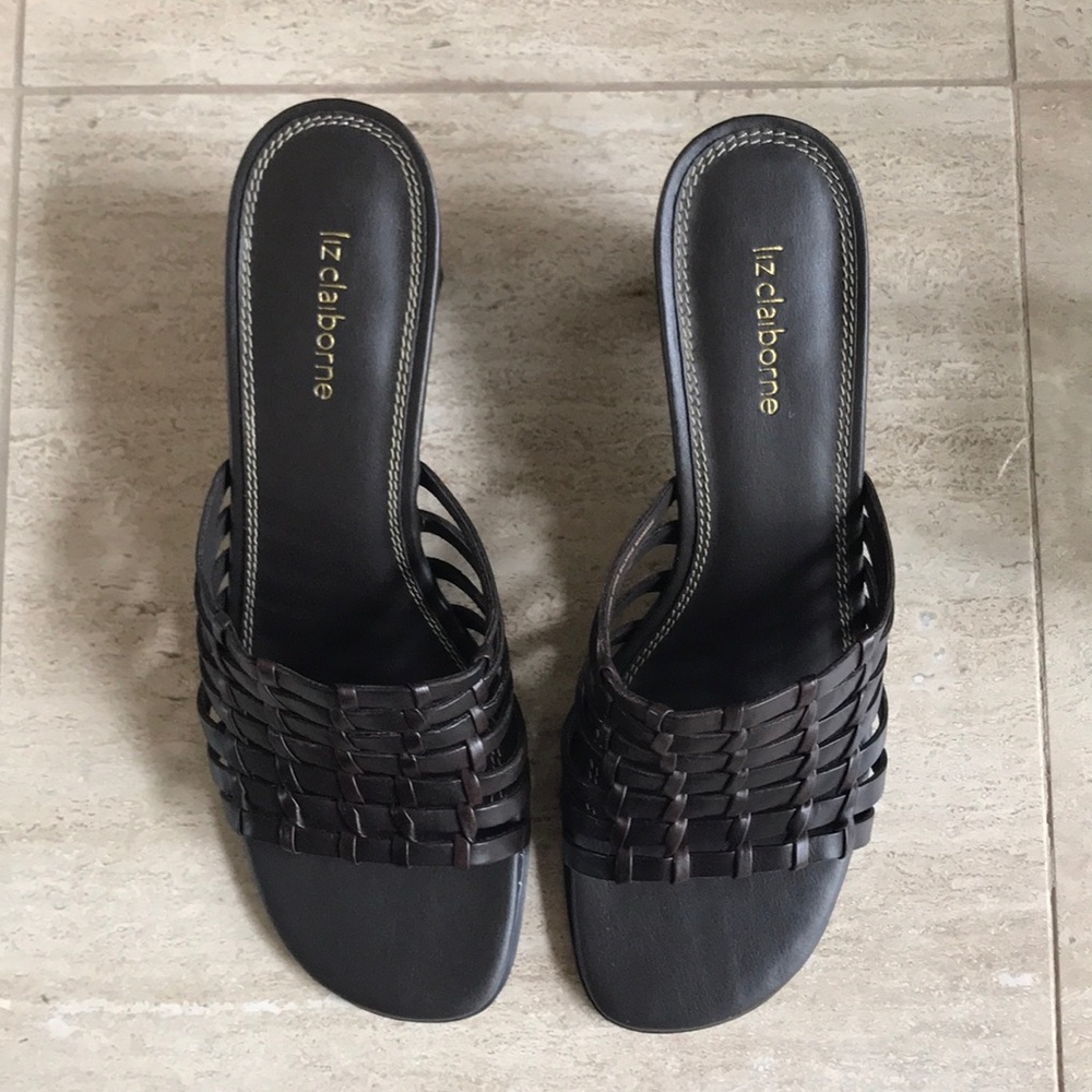 Shoes - Picture 2 of 4
